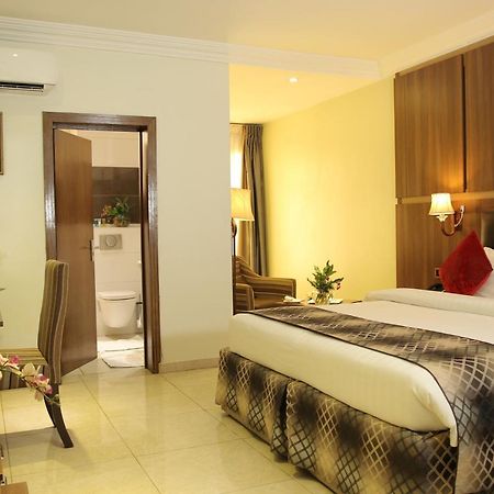 Grand Pela Hotel & Suites أبوجا المظهر الخارجي الصورة