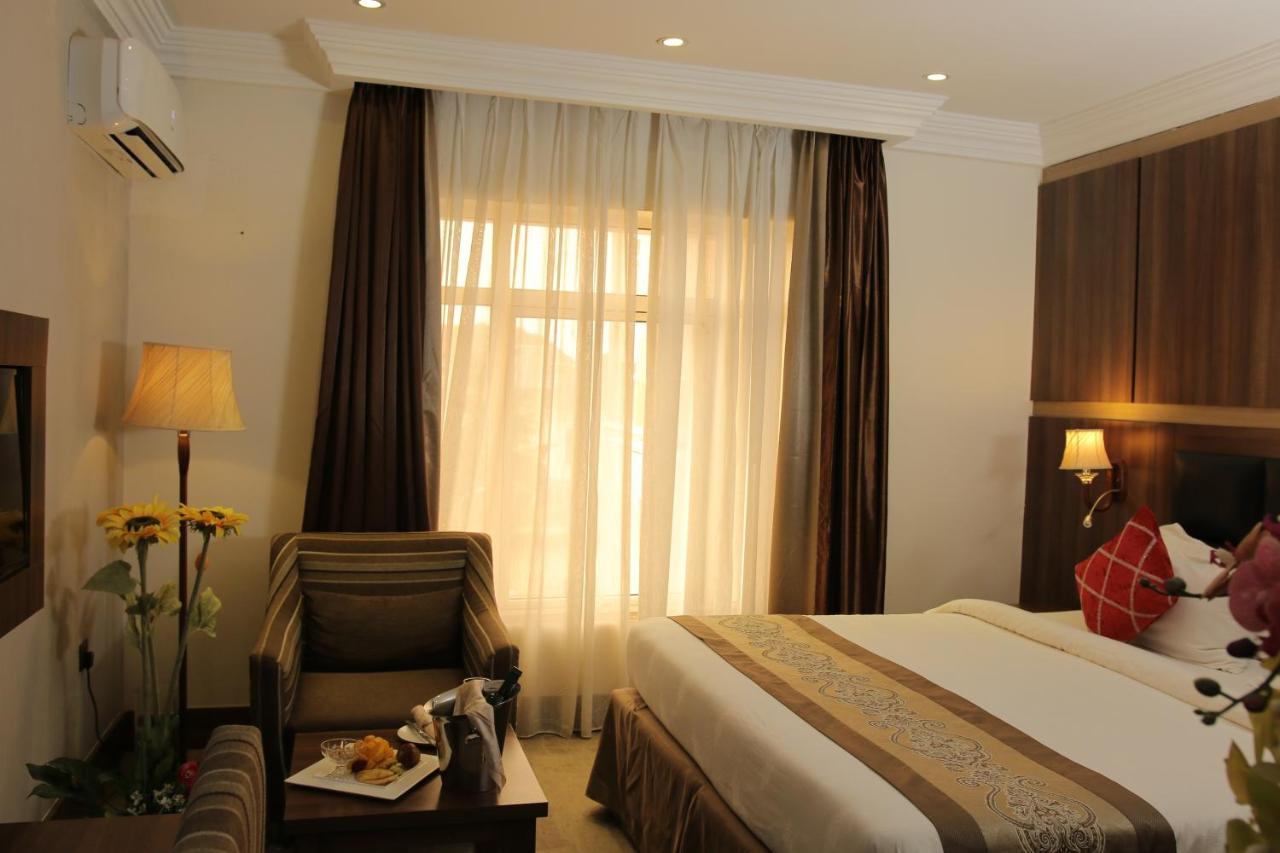 Grand Pela Hotel & Suites أبوجا المظهر الخارجي الصورة