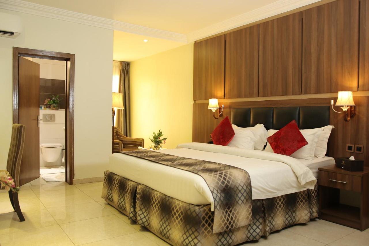 Grand Pela Hotel & Suites أبوجا المظهر الخارجي الصورة
