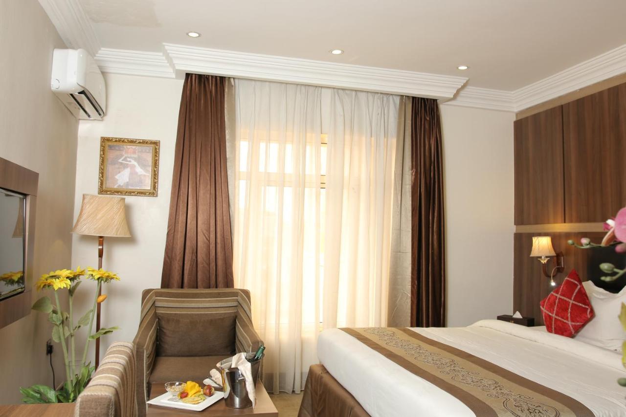 Grand Pela Hotel & Suites أبوجا المظهر الخارجي الصورة