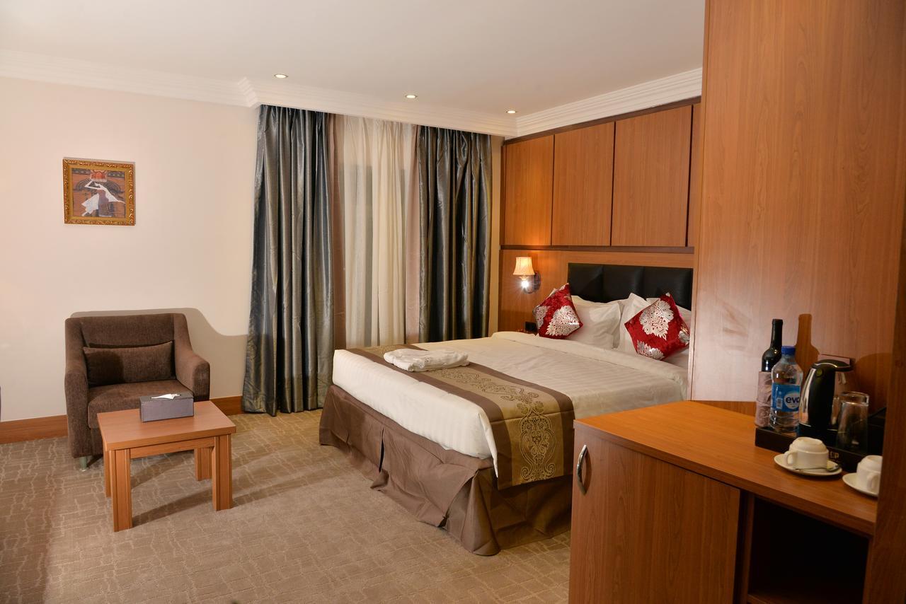 Grand Pela Hotel & Suites أبوجا المظهر الخارجي الصورة